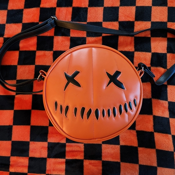 Sam Trick R Treat bag - Picture 2 of 6